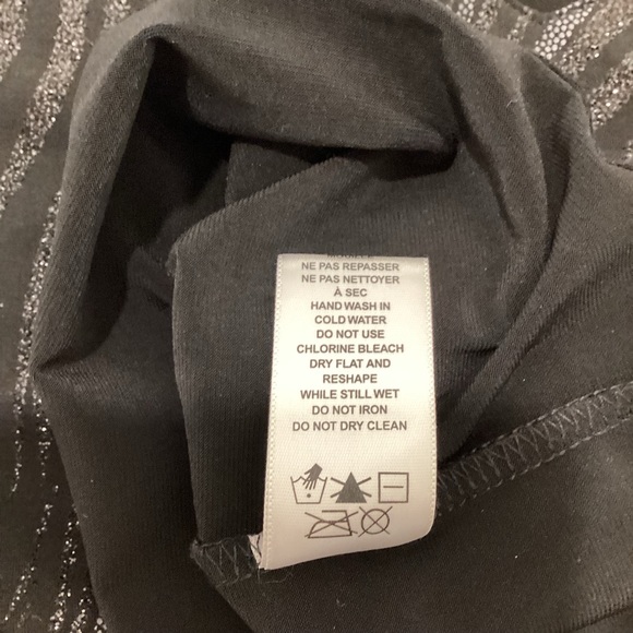 Ladies top Reitman’s plus brand size 1X . - Picture 4 of 5